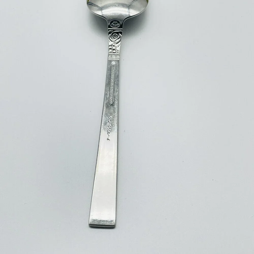 WM A ROGERS Stainless Northland Pattern Teaspoons Set of 4